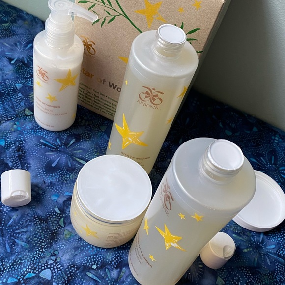 Arbonne Star of Wonder Fig Blossom Spa Gift Set Brand New Sealed Retired - Picture 4 of 15